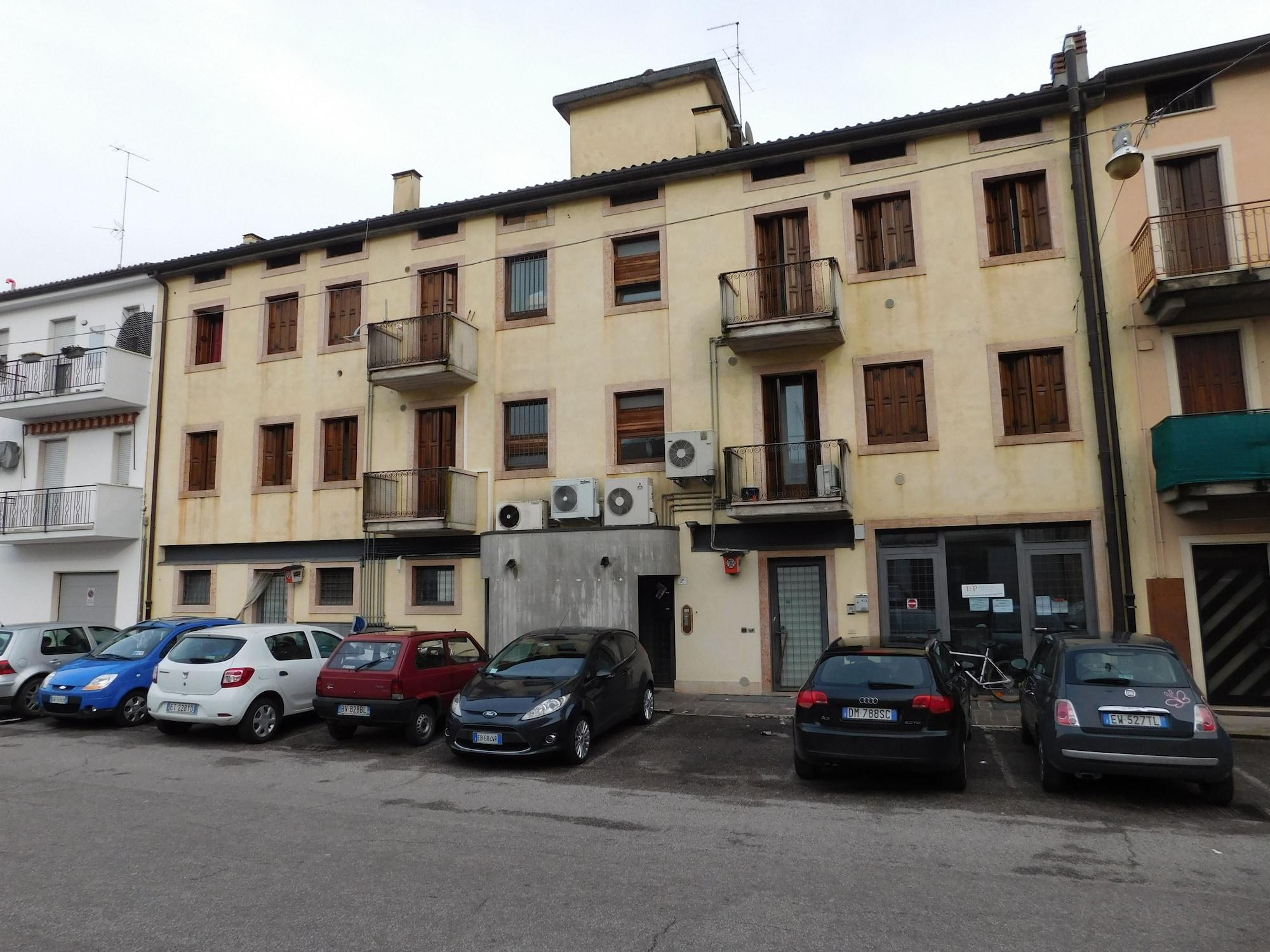 Residenza Meeting Lejlighedshotel Verona Eksteriør billede